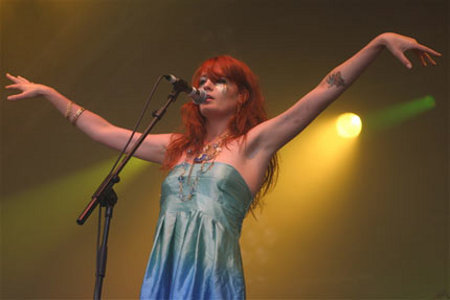 Florence And The Machine Dog Days Are Over Live Glastonbury Florence And The Machine Dog Days Are Over Live Glastonbury
