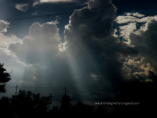 Sunrays-after-rain-Karaikudi