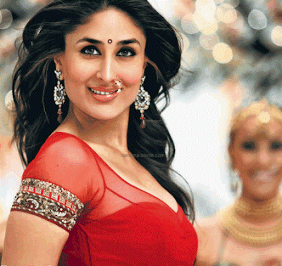 Kareena Kapoor wears a nose ring in Ra.One