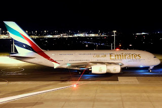 emirates a380 eeh a6 perth airport spotter msn