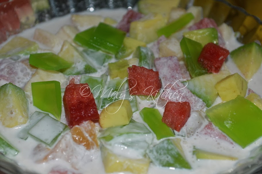 Mely's kitchen Pandan Fruit Salad