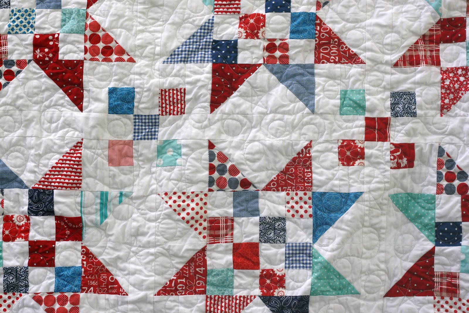 Gigi's Thimble Scrap Jar Stars Quilt {Done}