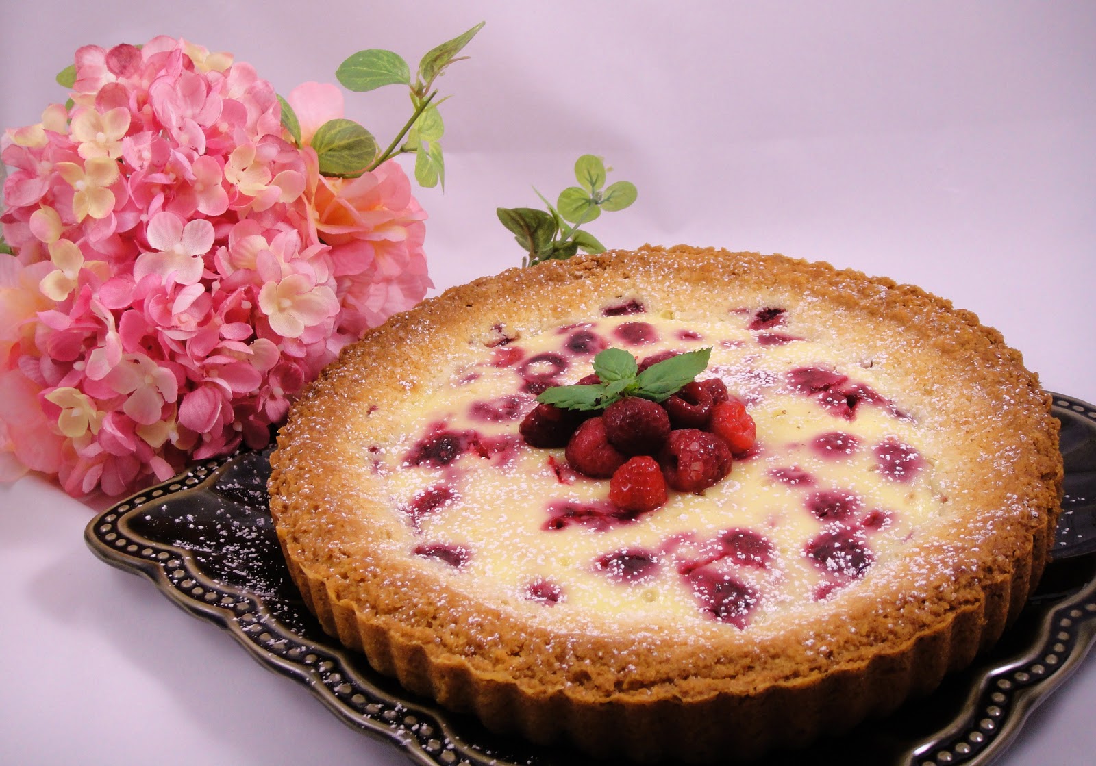 Raspberry Tart with Sour Cream Topping Grabandgorecipes