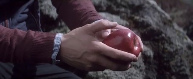 Check Out Samsung's Strangest Anti-Apple Commercial Video