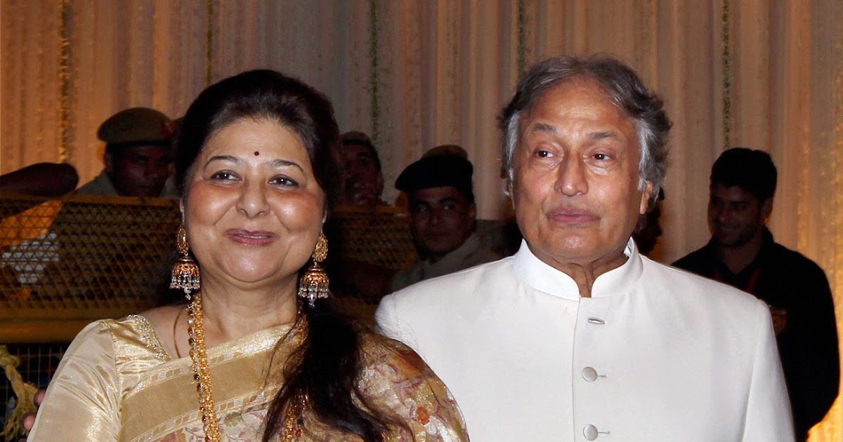 New Delhi Sarod maestro Ustad Amjad Ali Khan and his wife Subhalakshmi