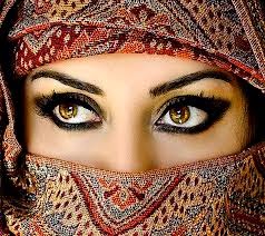 GAMBAR MATA INDAH WANITA CANTIK DUNIA