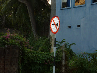 panneaux de signalisation au sri lanka