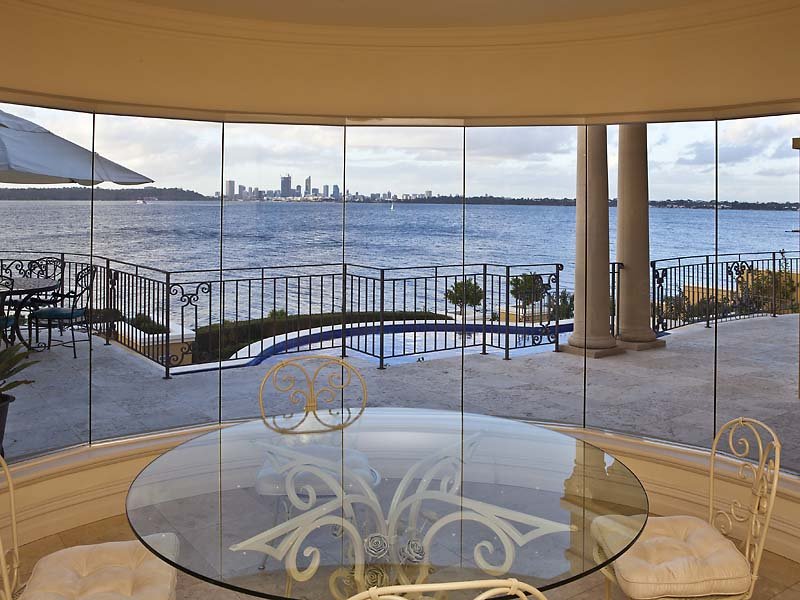 Magnificent Riverfront Estate in Australia