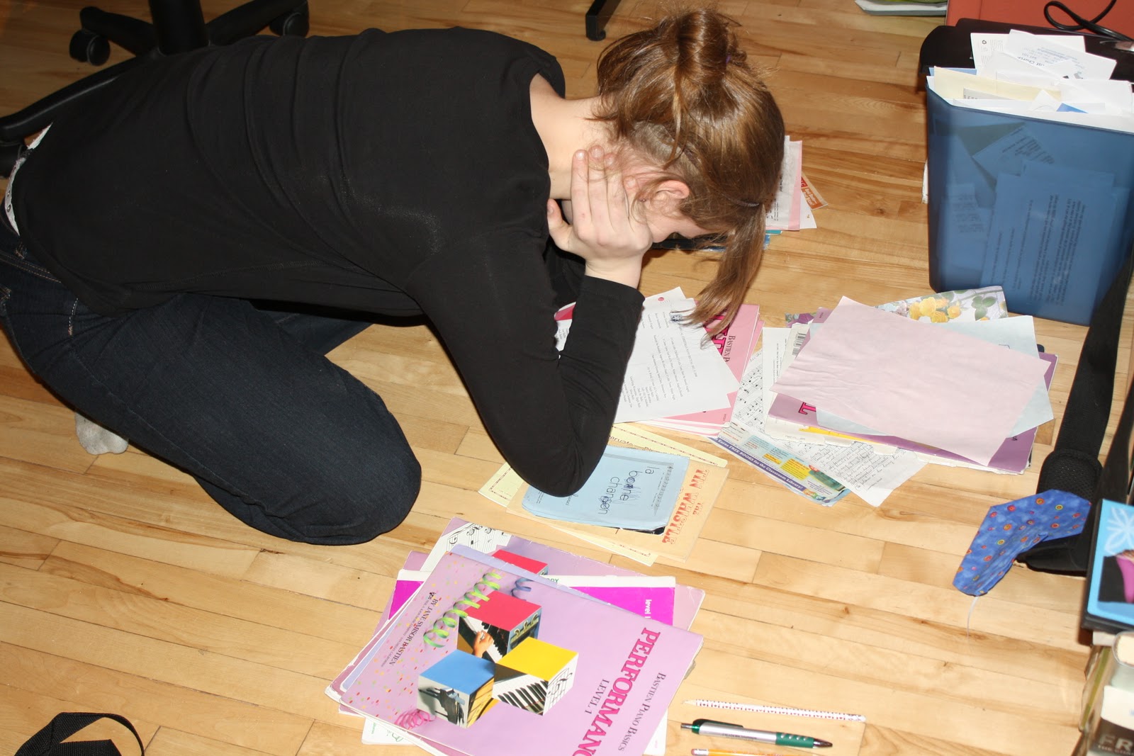 Carolyn Ward DIY Passive Humidifier for a Piano