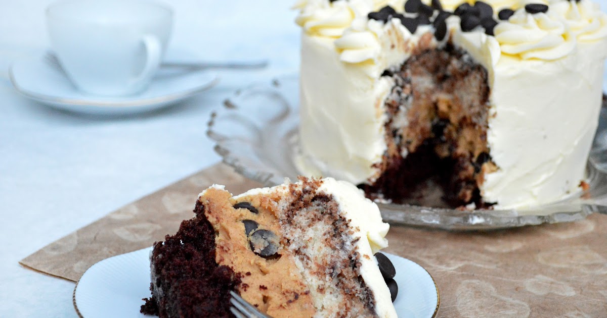 A lovely cake Chocolate chip cookie dough brownie cake
