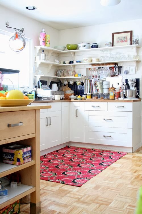 Five Fast & Easy Ways to Improve your Kitchen! Simple ideas that I love. #kitchen #diy