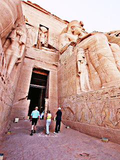 Nubian Monuments from Abu Simbel to Philae　アブシンベル大神殿／入口