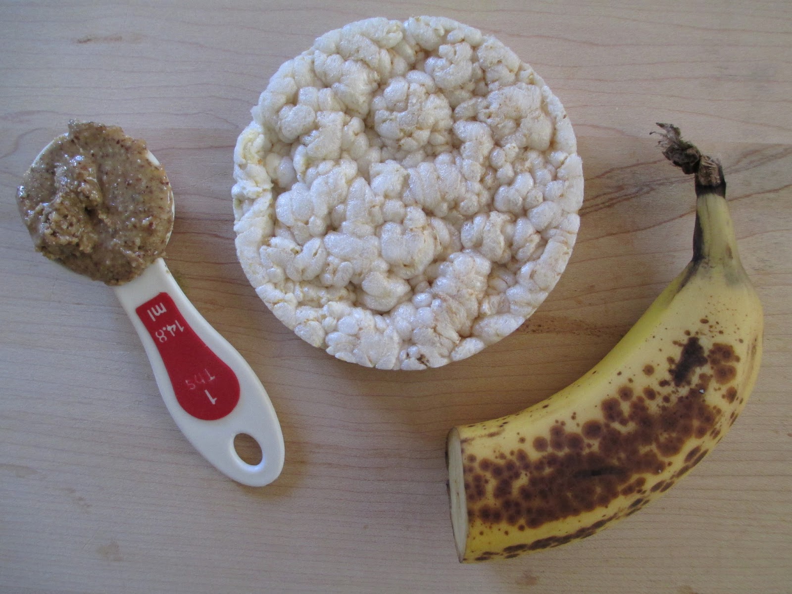 chefboyardeak. almond butter & banana cake.