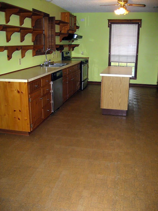 The Virtuous Wife How I Painted My Linoleum Floors
