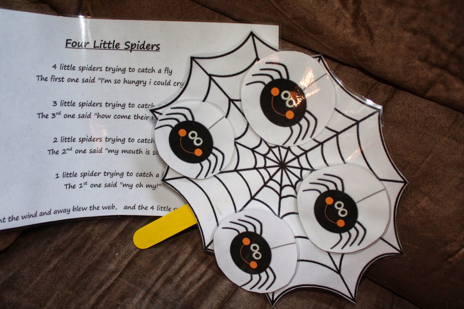 Annie's Adventures In Homeschooling! 4 LITTLE SPIDERS PRINTABLE CIRCLE