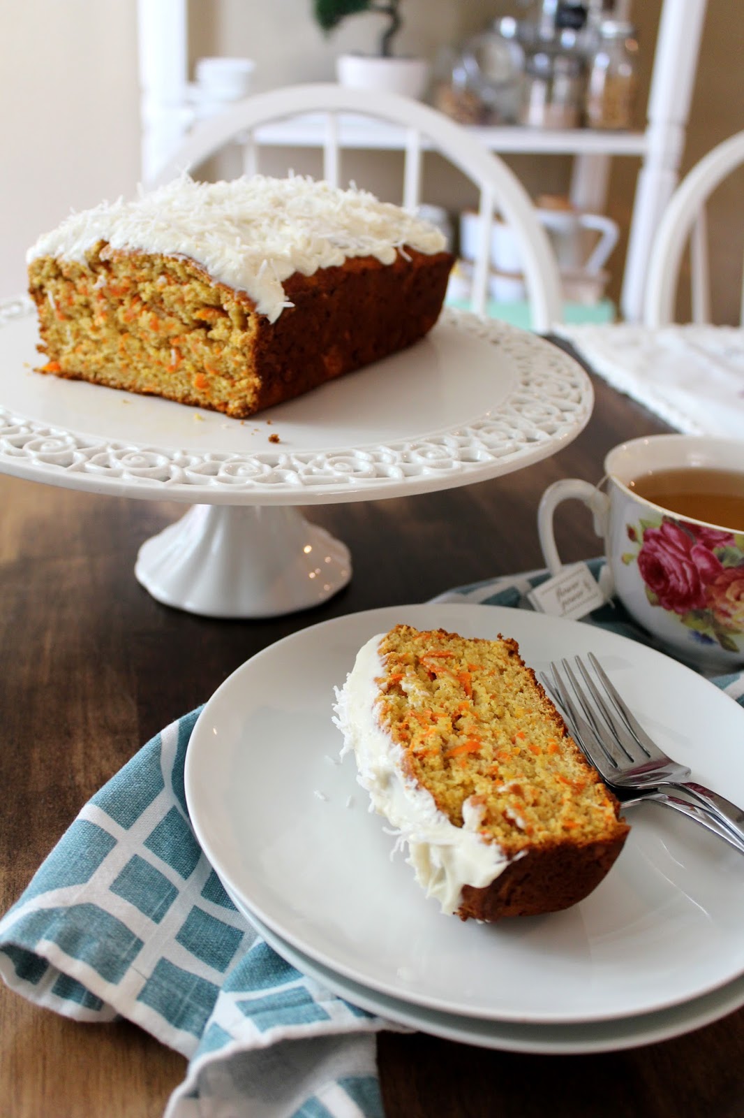 The taste of Myriam Coconut milk & Yogurt carrots cake Cake aux