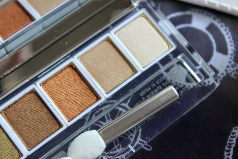 Clinique Aromatics in White All About Shadow Eyeshadow Palette 