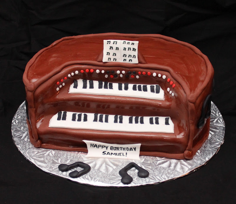 Love Dem Goodies: Organ Piano Cake