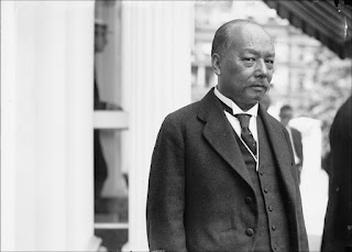 an argument in favor of the treaty of versailles signed at the paris peace conference World war i was formally ended by the treaty of versailles, concluded in paris in mid-1919, which imposed severe restrictions on germany peace conference the . an argument in favor of the treaty of versailles signed at the paris peace conference World war i was formally ended by the treaty of versailles, concluded in paris in mid-1919, which imposed severe restrictions on germany peace conference the .