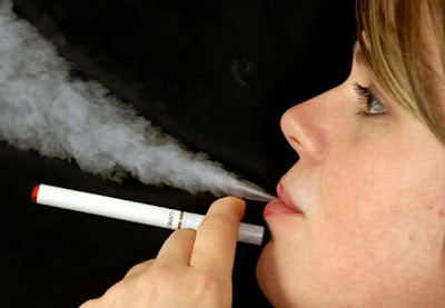 Contem 10 vezes mais substancias cancerígenas que os cigarros comuns
