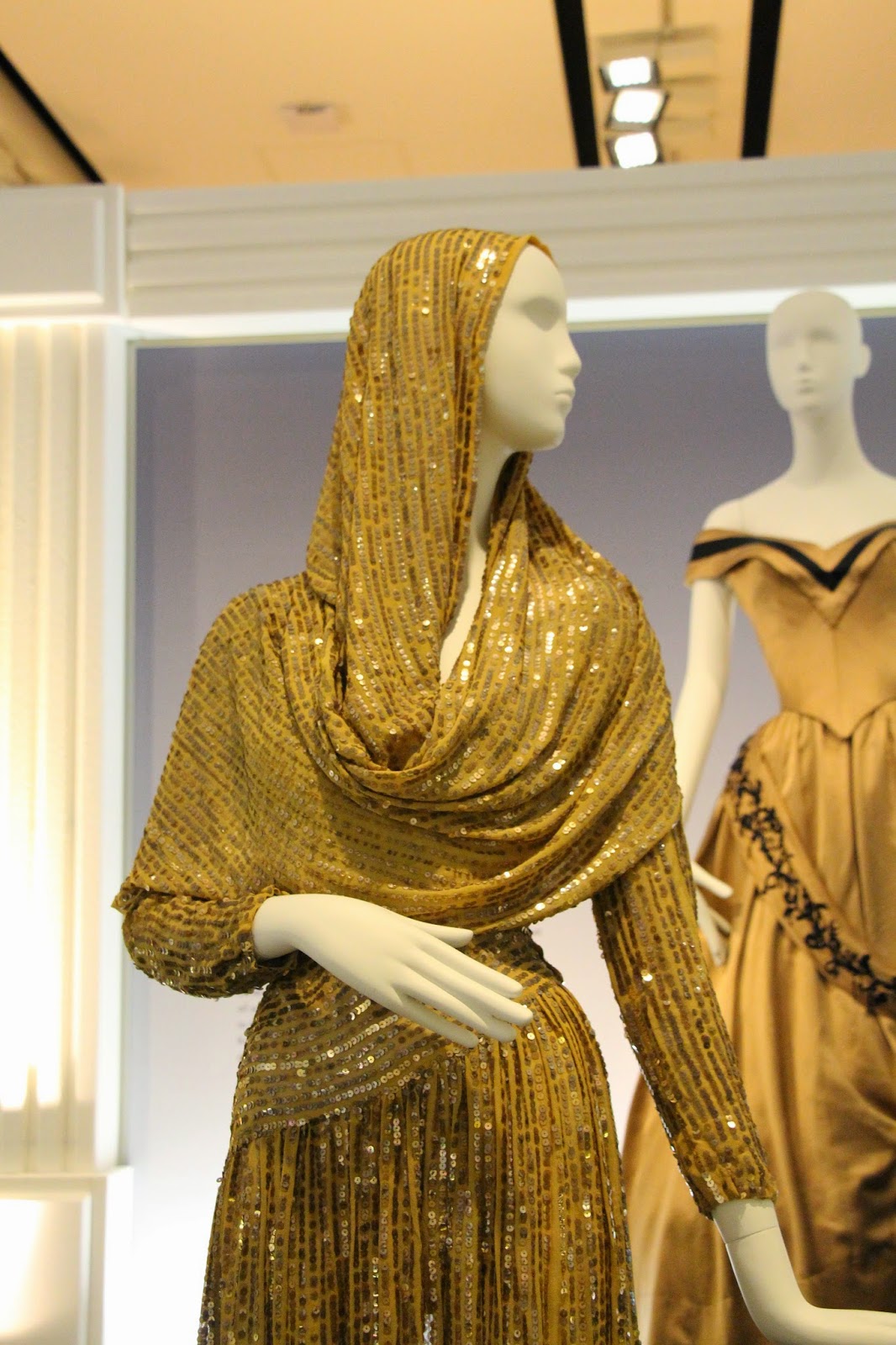 THE VINTAGE FILM COSTUME COLLECTOR COSTUMES FROM THE GOLDEN AGE OF HOLLYWOOD!