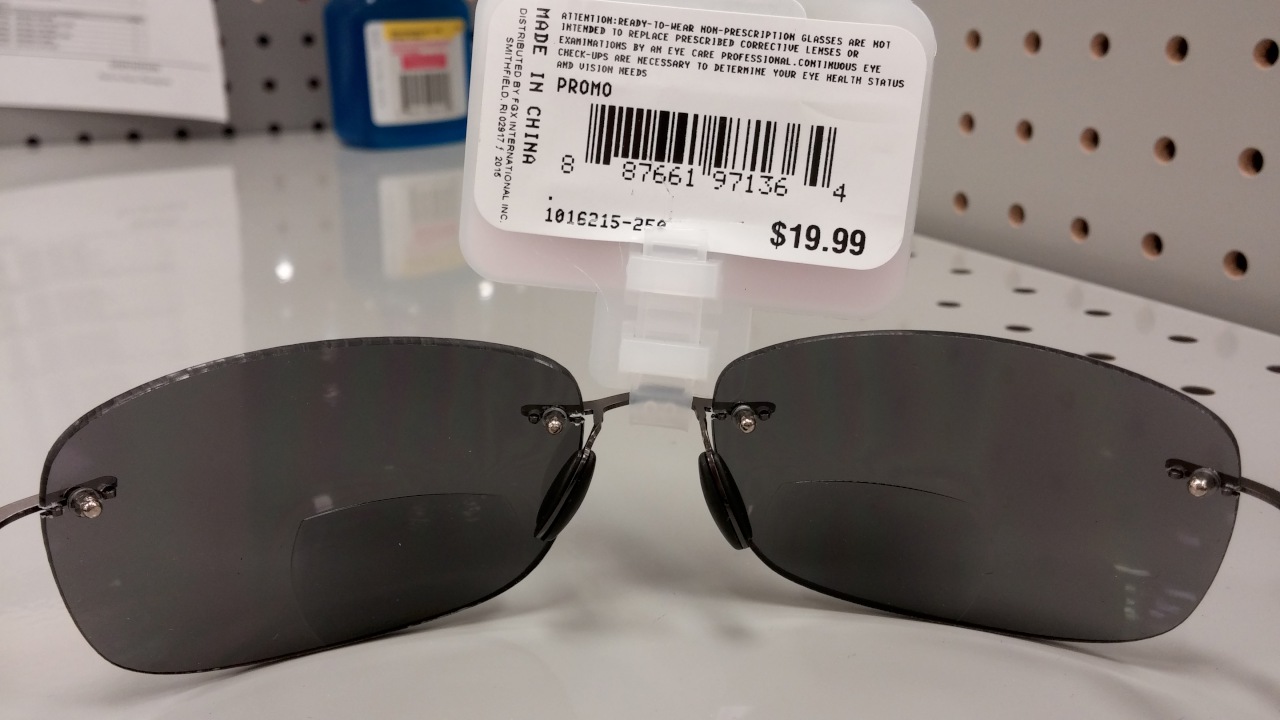 King of Tweaks So many reading glasses but all garbage