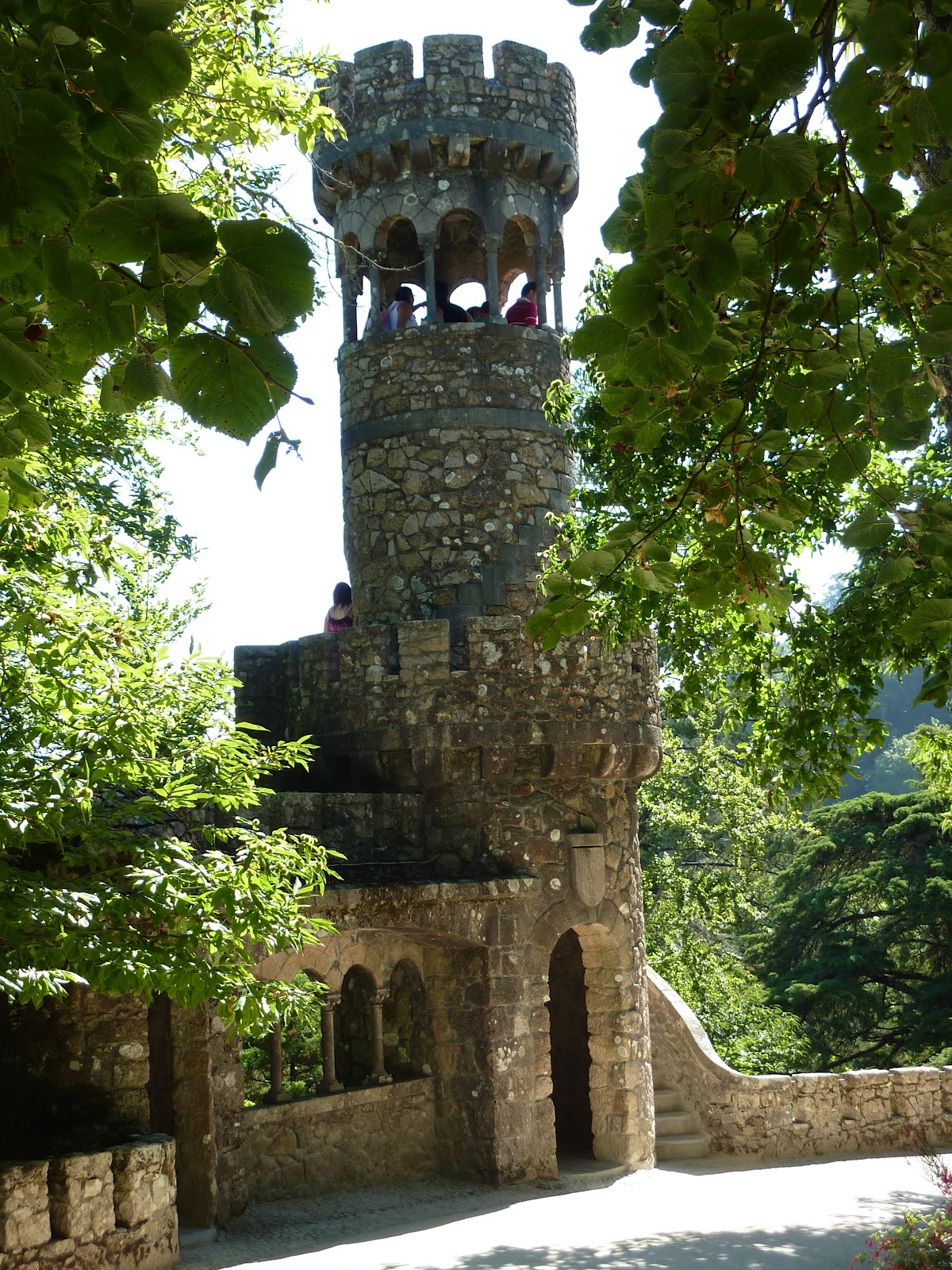 Am Bothan In Xanadu did Kubla Khan, A stately pleasuredome decree