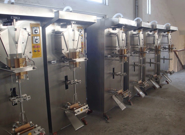 water packing machines in stock 用液体冷冻的液体,用人工冷冻的方法来用乳酸盐的乳酸盐和马蒂芬·马斯特