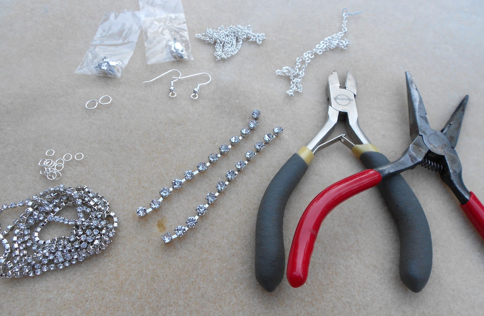 Jewelry KnockOff Stella & Dot Rhinestone Chain Earrings My Girlish