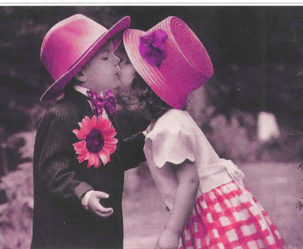 KISSING ME BABY HUGGING kissing me baby hugging: