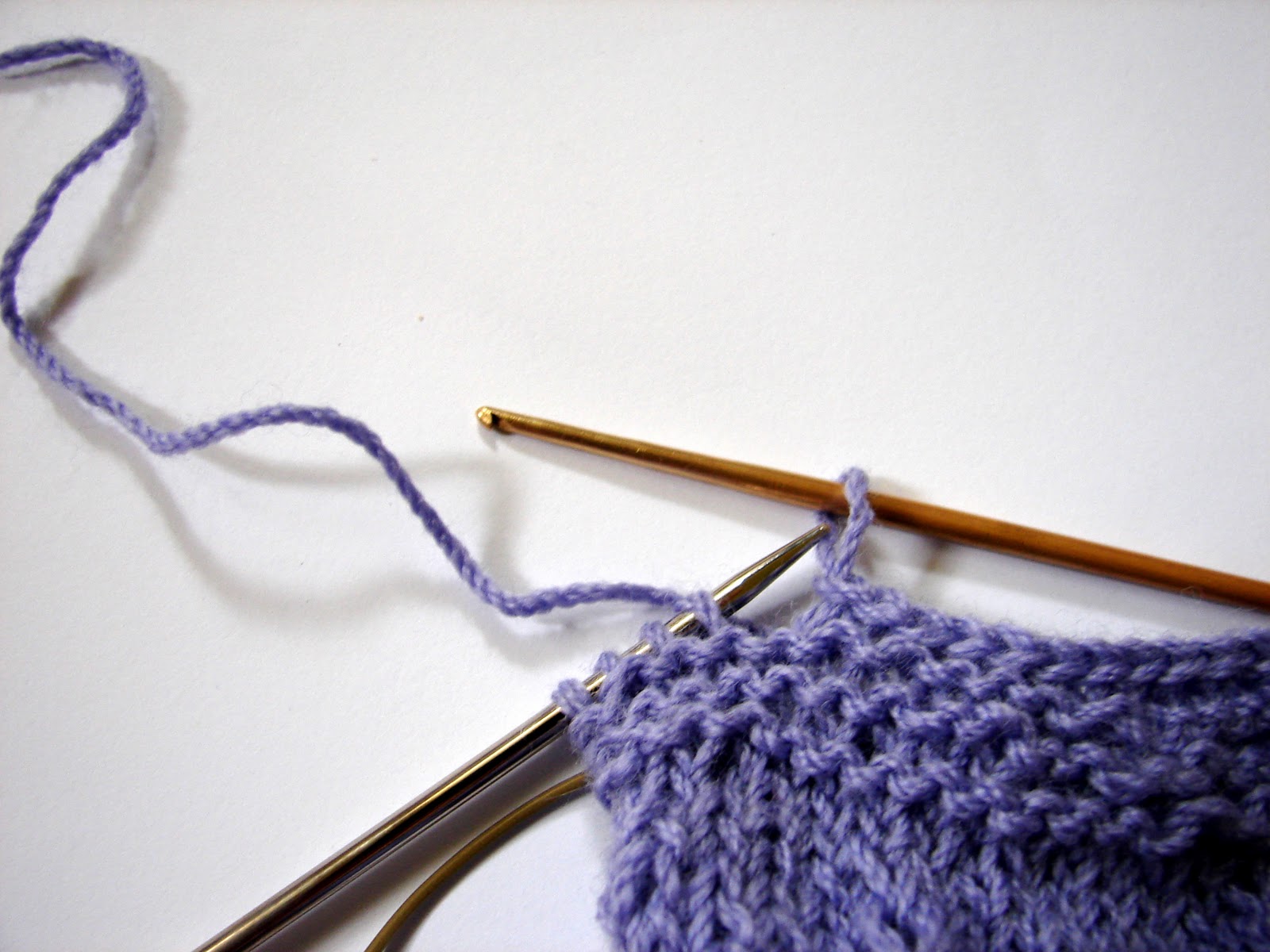 Ferby's Corner Knitting Bind off using crochet hook