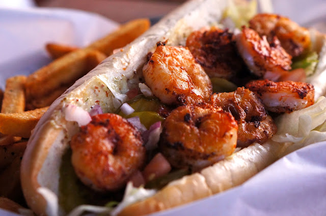REDS PORCH, SOUTH AUSTIN SHRIMP PO-BOY, AUSTIN TEXAS