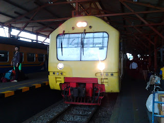 JADWAL KERETA API PRAMEK TERBARU PER APRIL 2013 JADWAL KERETA API PRAMEK TERBARU PER OKTOBER 2013