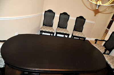 Professional Underwear Folder: Double Trestle Base Dining Table with 6