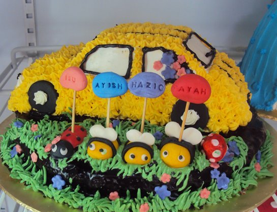 3D car cake 