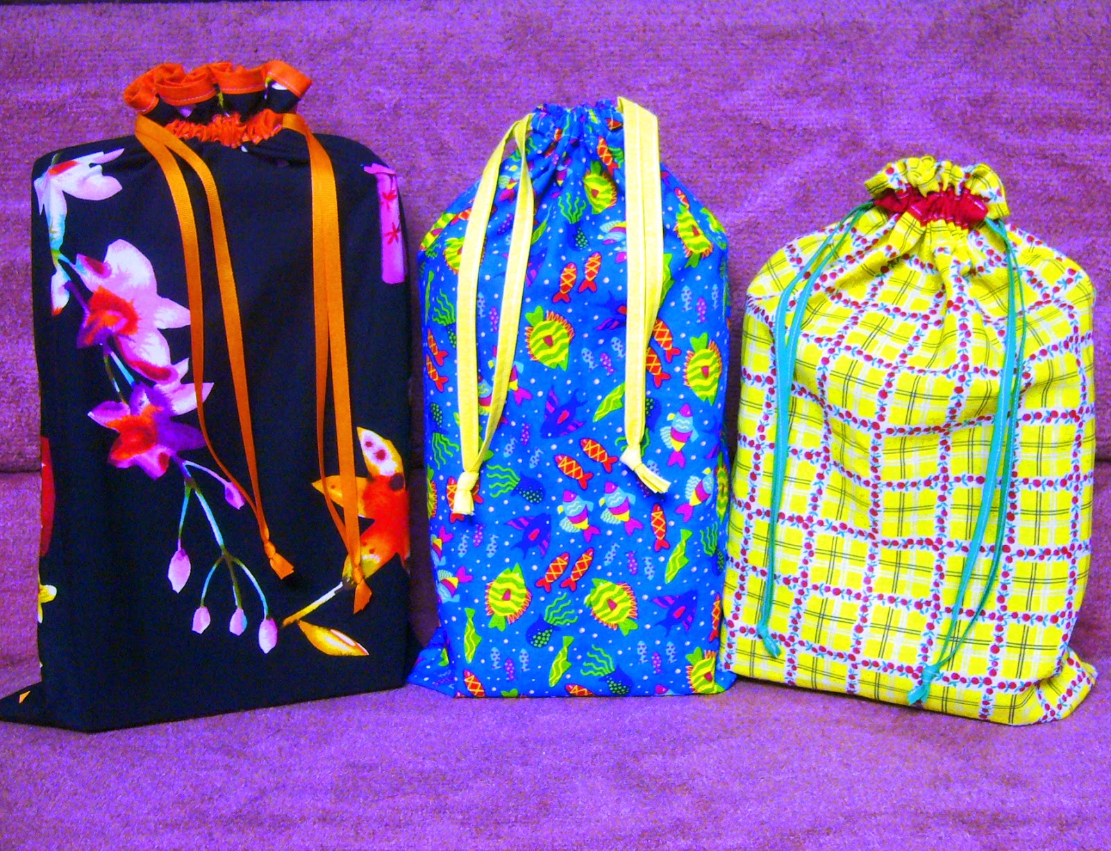 Simply Shoeboxes Scrappy Drawstring Tote Bags for Operation Christmas