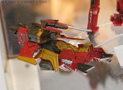 Air Raid Generations Fall of Cybertron deluxe