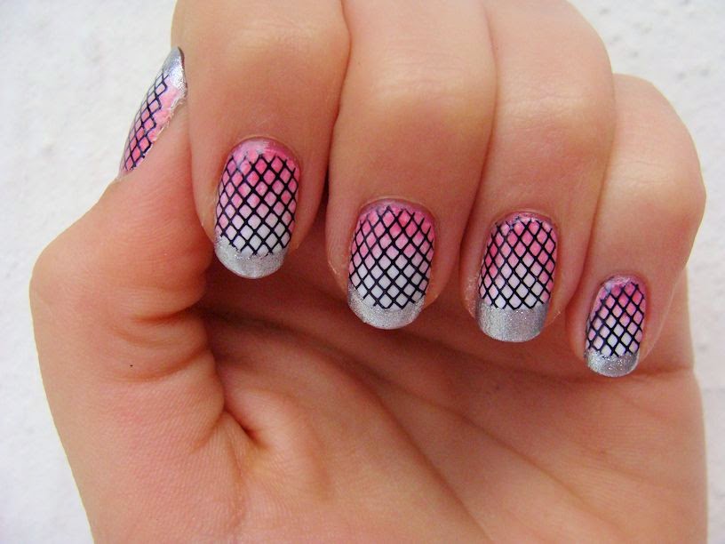 nail taping designs