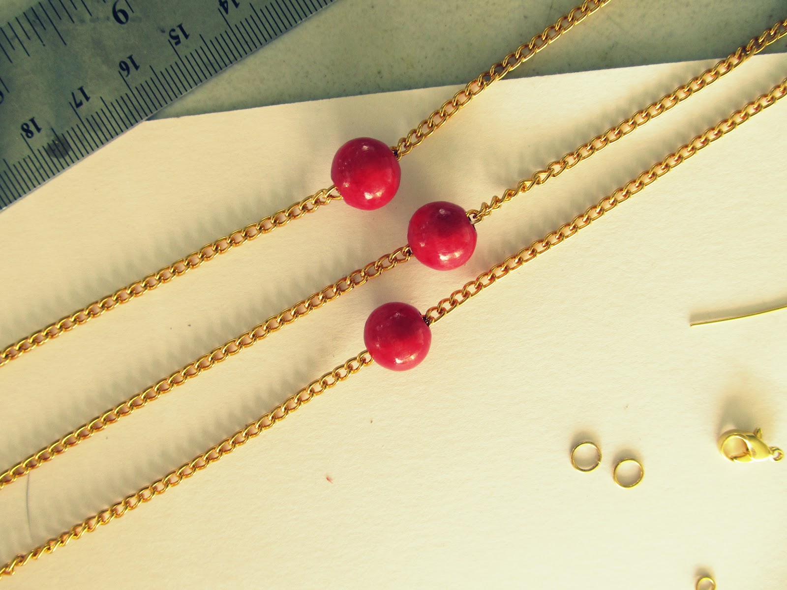 WobiSobi Bead and Chain Necklace, DIY