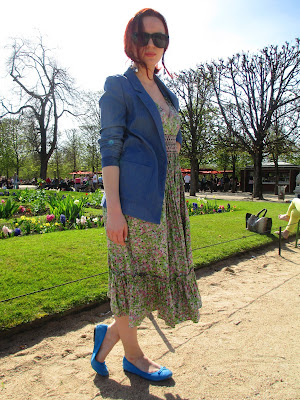 Vintage floral dress and blue blazer Dressing Up In Paris