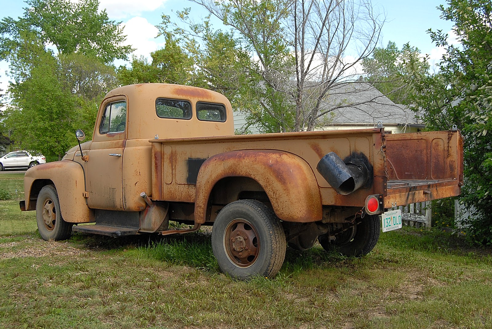 autoliterate 1955 International Harvester 3/4 ton; Erskine Truck