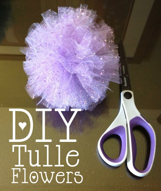 Ashley Thunder Events Mom Mondays DIY Tulle Flowers