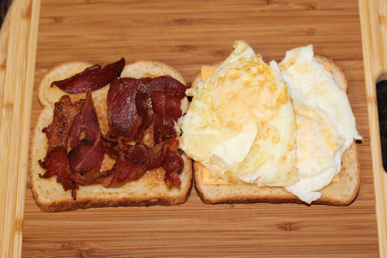 Michelle's Tasty Creations: Breakfast Egg Sandwich