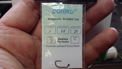 http://www.castersonlineflyshop.com/dohiku-hdj-20-barbless-jig-hook/