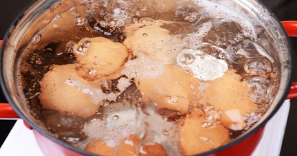 Caution Why You Should Never Reboil Water Again It May End Up