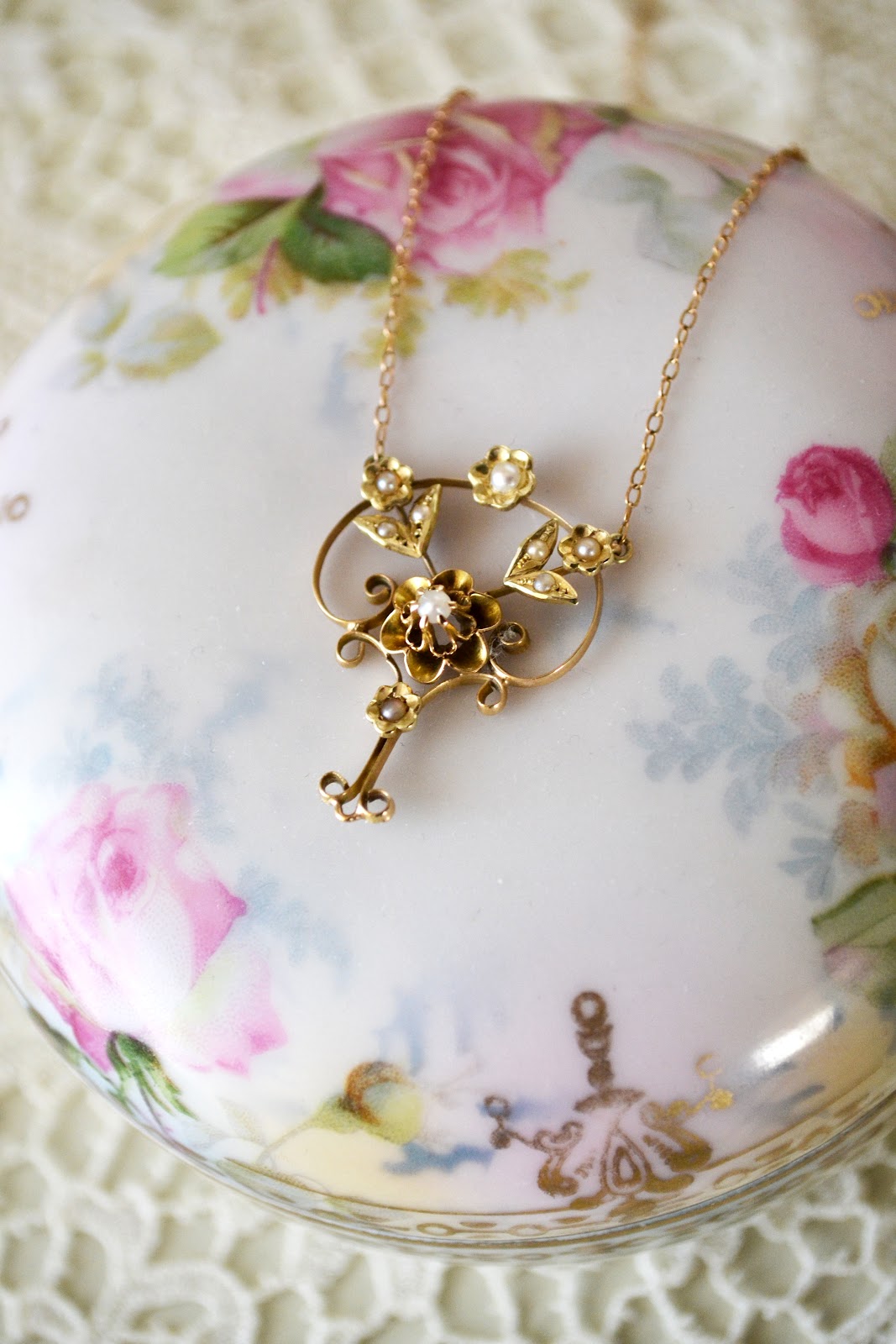 Jennelise Vintage Accessories