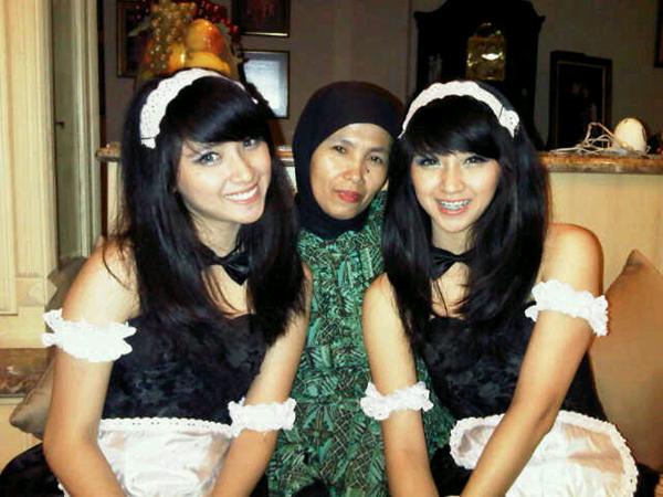 The Sun And The Moon Februari 2012