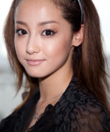 Beautiful Asian Artists November 2011