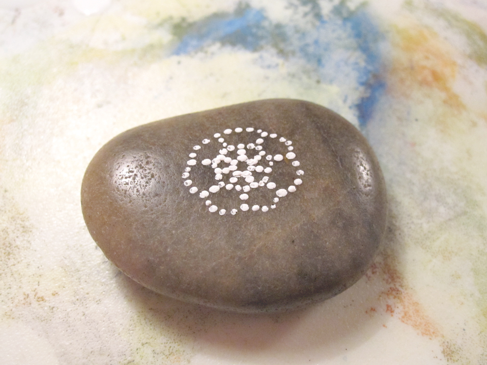 Painted Lace Rocks Tutorial Behind