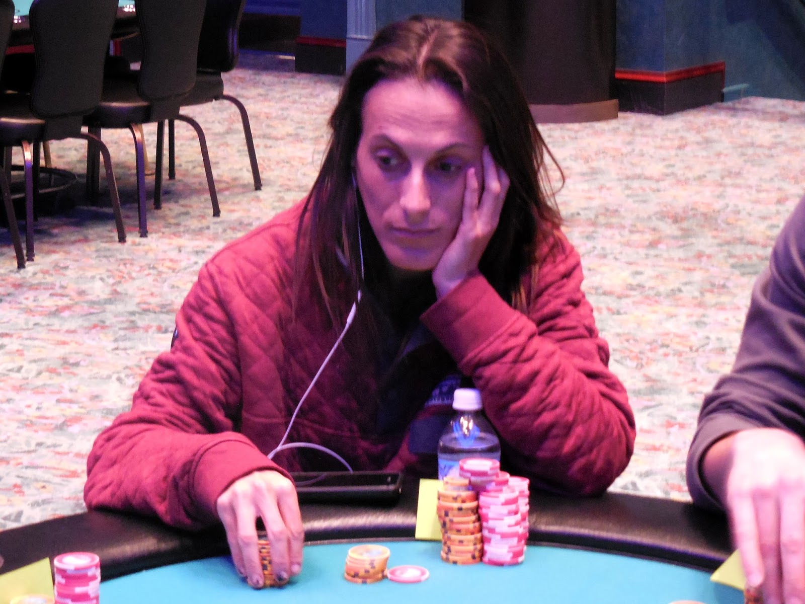 Samantha cohen poker twitter